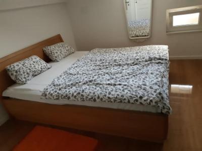 Main Street Apartment Сараево Екстериор снимка