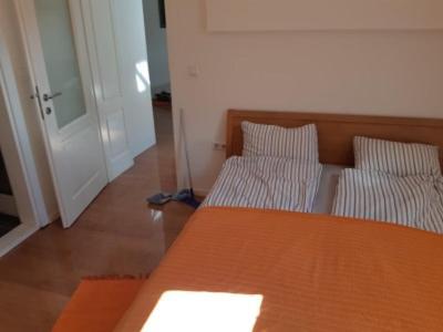 Main Street Apartment Сараево Екстериор снимка